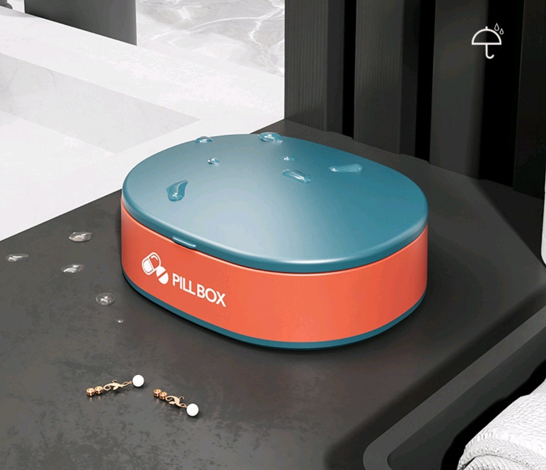 Pill box
